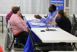 Senator Lindsey Williams hosted a special enrollment event on Tuesday, November 26 to help you sign up for health insurance through the ACA marketplace.